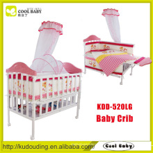 China Hersteller NEU Design Krippe für Baby mit Moskitonetz Aluminiumrahmen Babybett kann erweitert werden